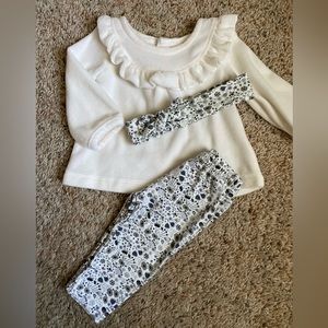Baby Girls | 6 Months | 3 piece set | Just one you by Carters | Winter outfit
